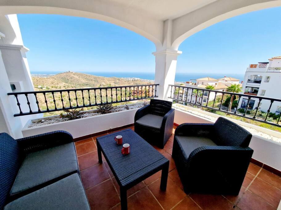 Las Palmeras Seaviews Mijas Bagian luar foto