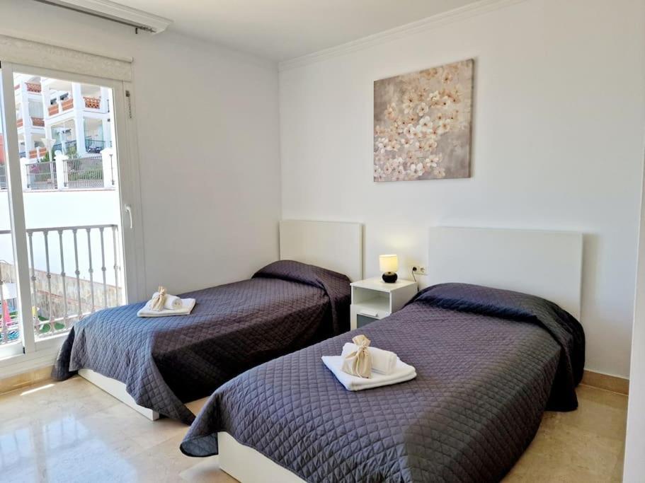 Las Palmeras Seaviews Mijas Bagian luar foto