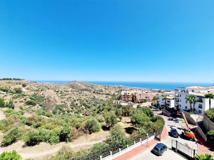 Las Palmeras Seaviews Mijas Bagian luar foto