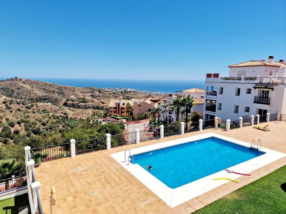 Las Palmeras Seaviews Mijas Bagian luar foto