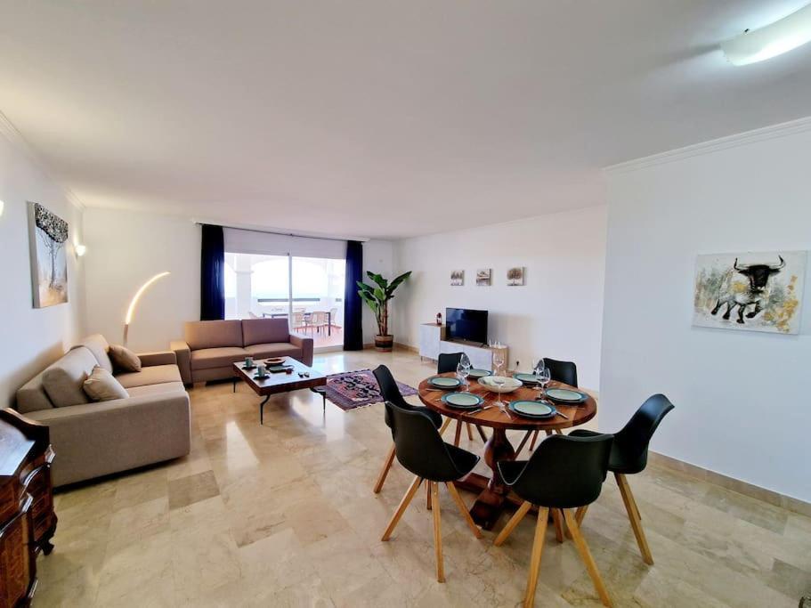 Las Palmeras Seaviews Mijas Bagian luar foto